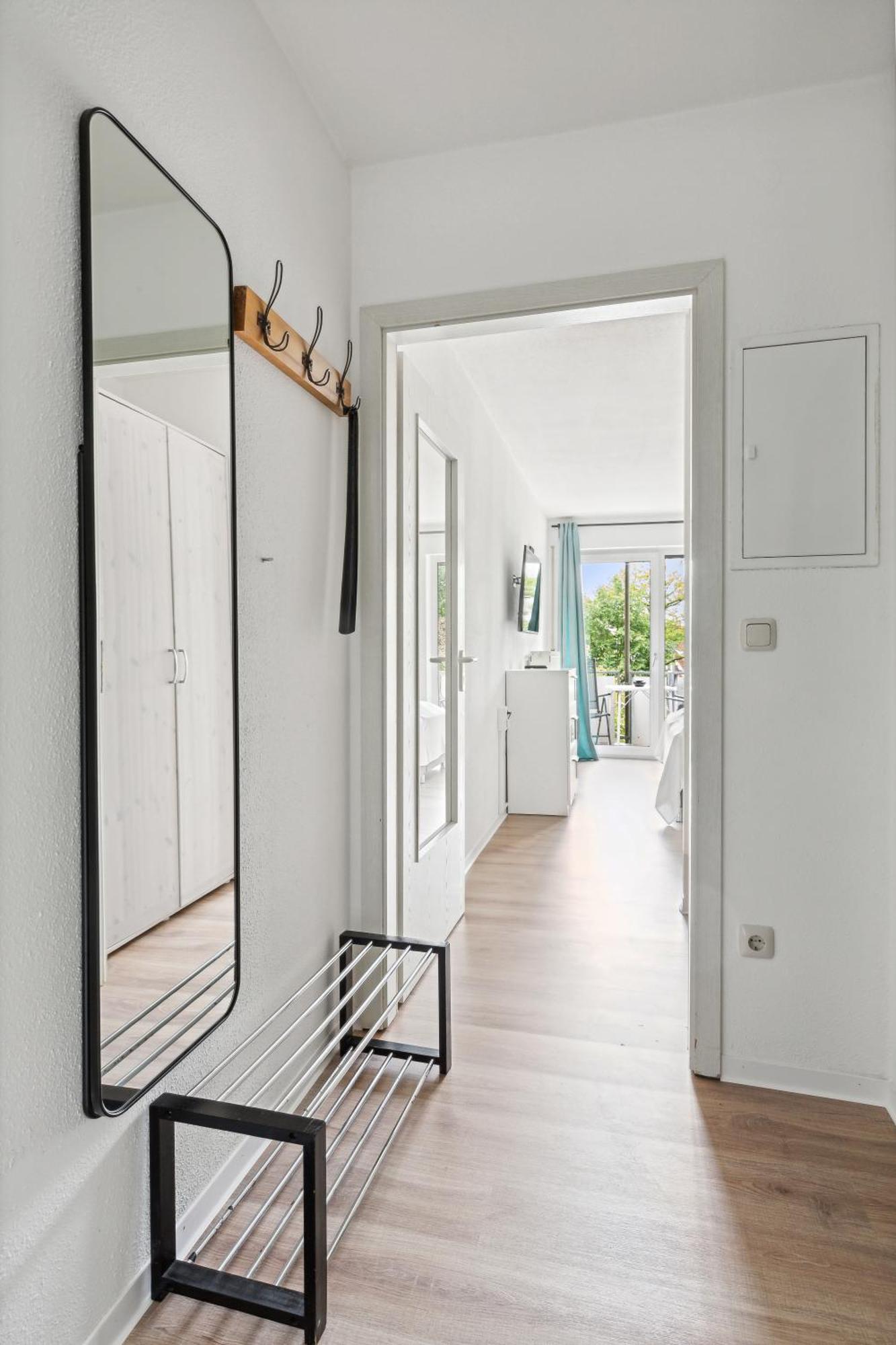 Apartment Mit Guter Anbindung An A9 *